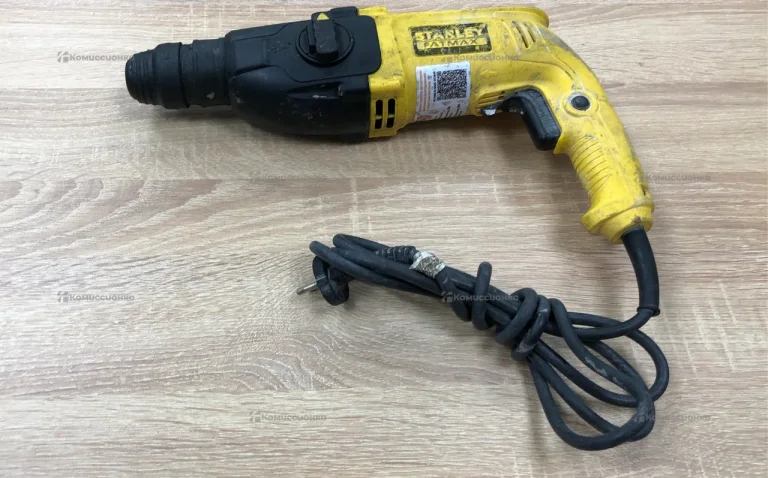 Перфоратор Stanley fmer524