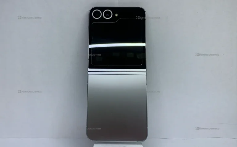 Samsung Galaxy Z Flip 6