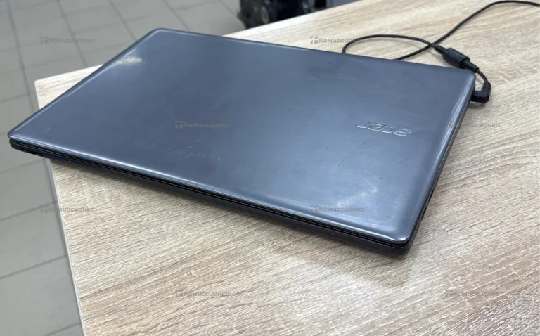 Ноутбук  Acer aspire v
