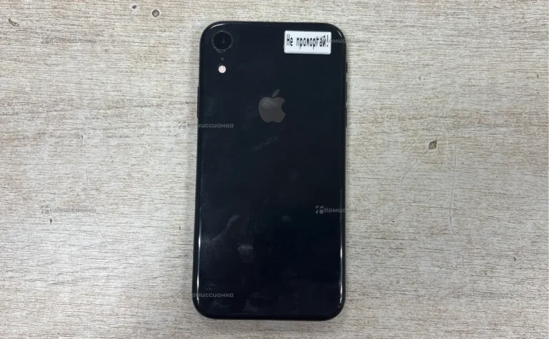 Apple iPhone XR 3/64 ГБ
