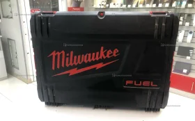 Аккумуляторная дрель-шуруповерт Milwaukee M18 FDD2