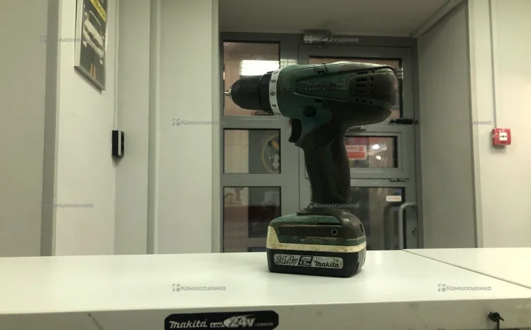 Дрель-шуруповерт makita DF347D