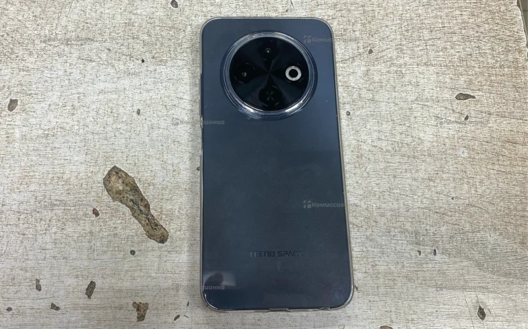 Tecno Spark 30C 4/128 ГБ