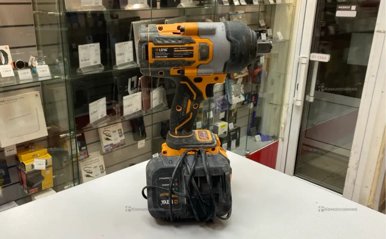 Аккумуляторный гайковерт LY-A1520