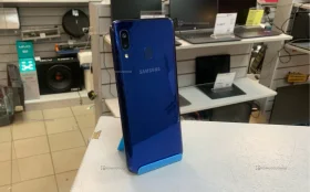 Samsung Galaxy A20 3/32 ГБ