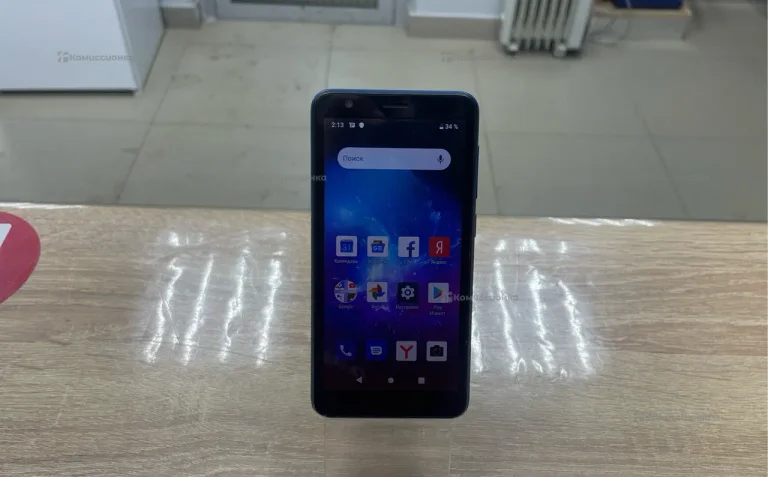 ZTE Blade L8 1/16 ГБ