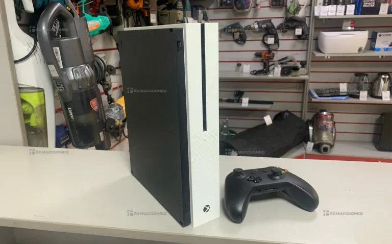 Приставка Xbox One S 500 ГБ