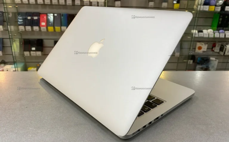 Ноутбук Apple MacBook Pro (Retina 13, 2012)