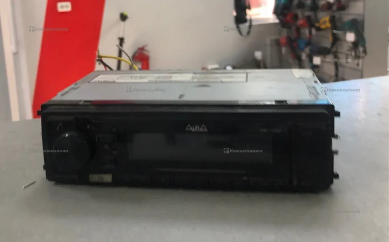 Автомагнитола  AURA AMH-77DSP
