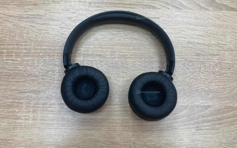 Наушники  JBL 520Bt