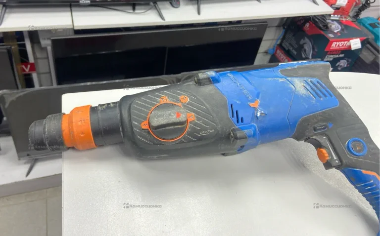 Перфоратор сетевой Dexter 800RH2-30.51