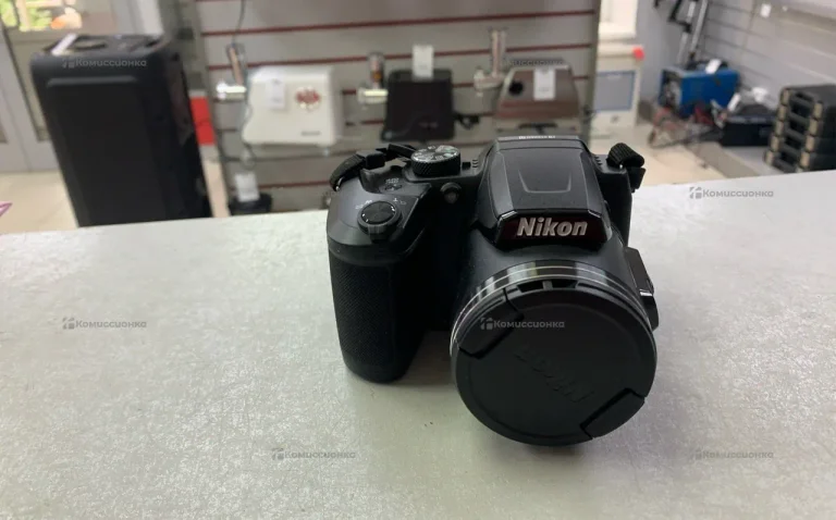 Фотоаппарат  Nikon cool pix b500