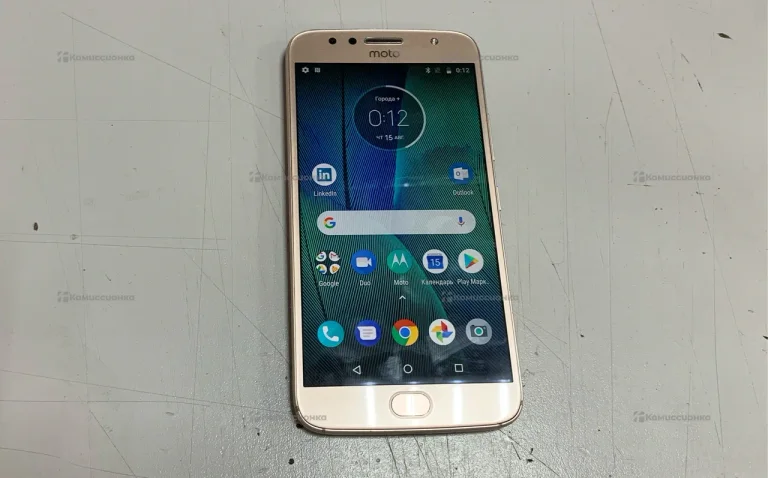 Motorola Moto G6 Plus 3/32 ГБ