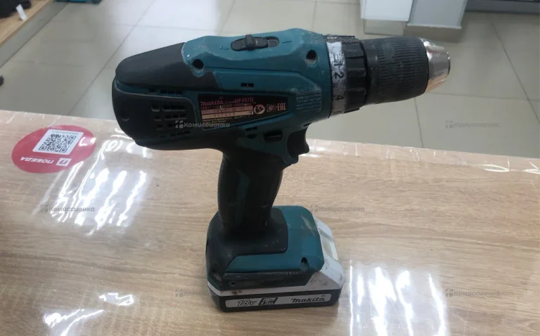 Дрель-шуруповерт makita DF457DWEX8