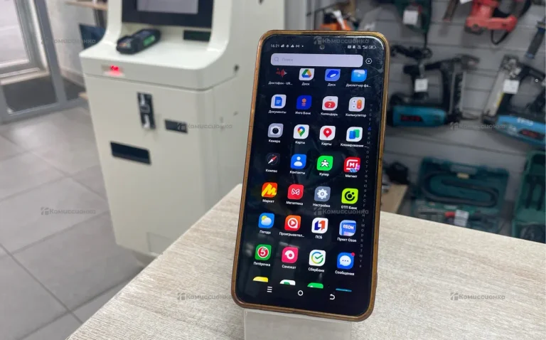 Tecno Spark 30C 4/128 ГБ