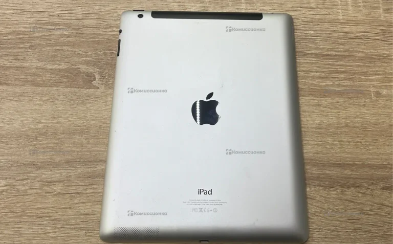 планшет Apple iPad 4 64
