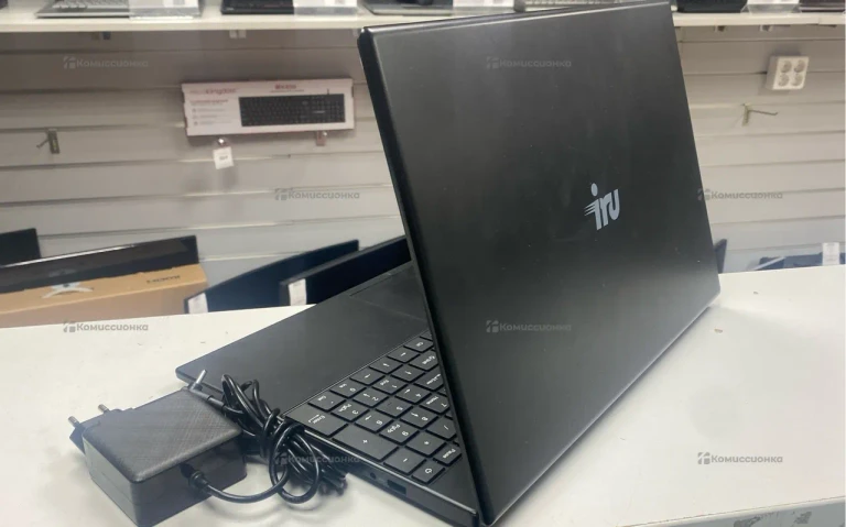 Ноутбук iru 15tlg