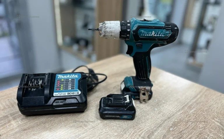 Шуруповерт Makita DF331D