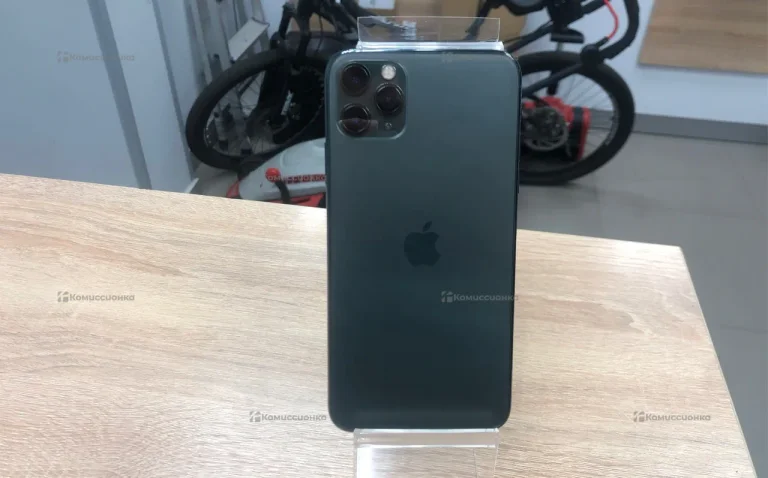 Apple iPhone 11 Pro Max 4/64 ГБ
