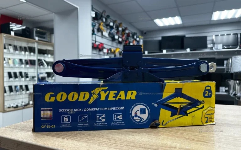 Домкрат Goodyear GY-SJ-03