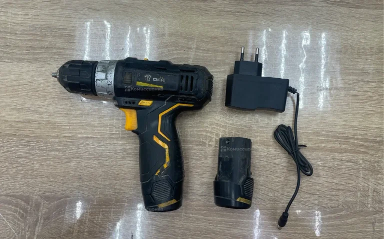 Аккумуляторная дрель-шуруповерт DEKO GCD12DU3