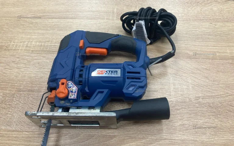 Электролобзик Dexter NC600JS