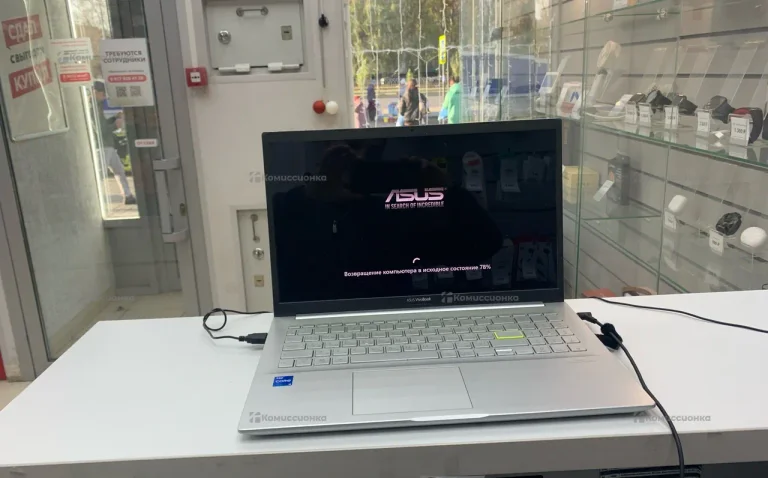 Ноутбук  ASUs vivobook
