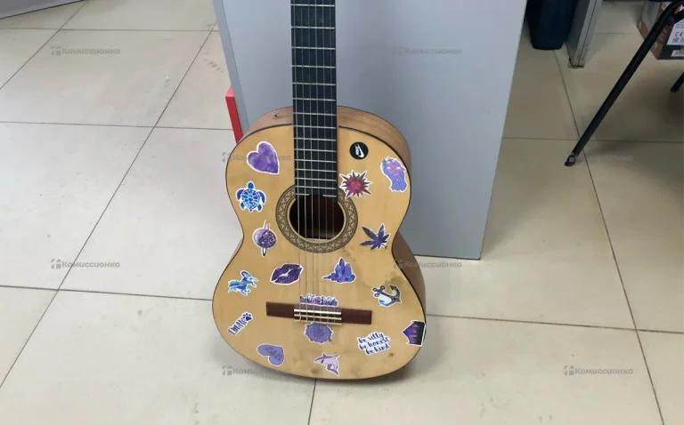 Гитара yamaha c40m