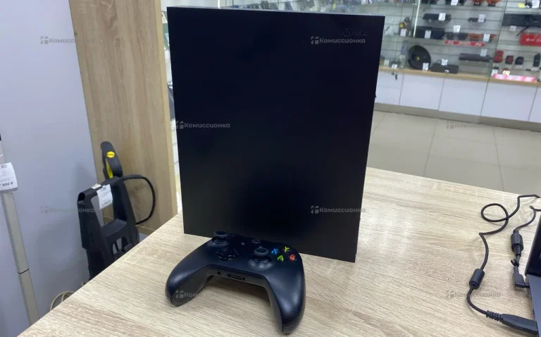 Приставка Xbox one x 1tb