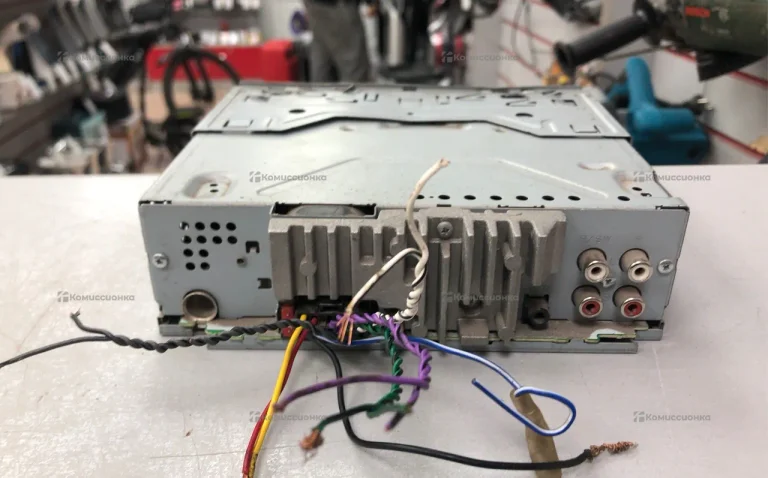 Автомагнитола  Pioneer MVH-160UI