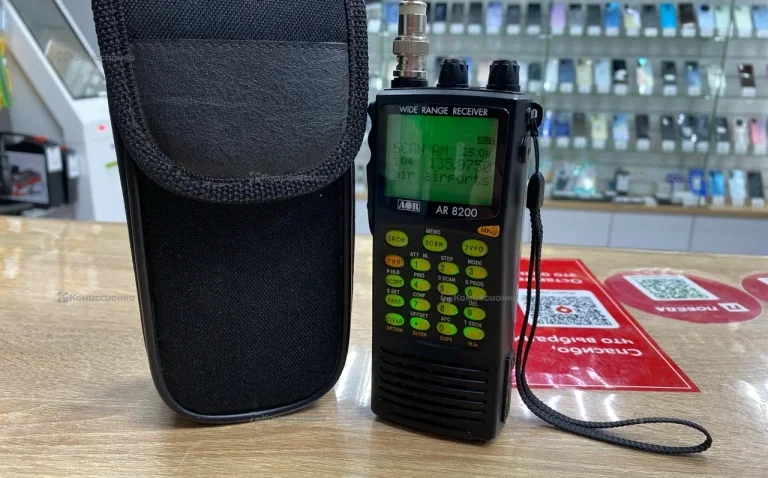 Приемник AOR AR 8200