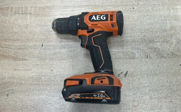 Аккумуляторная дрель-шуруповерт AEG BS18G4