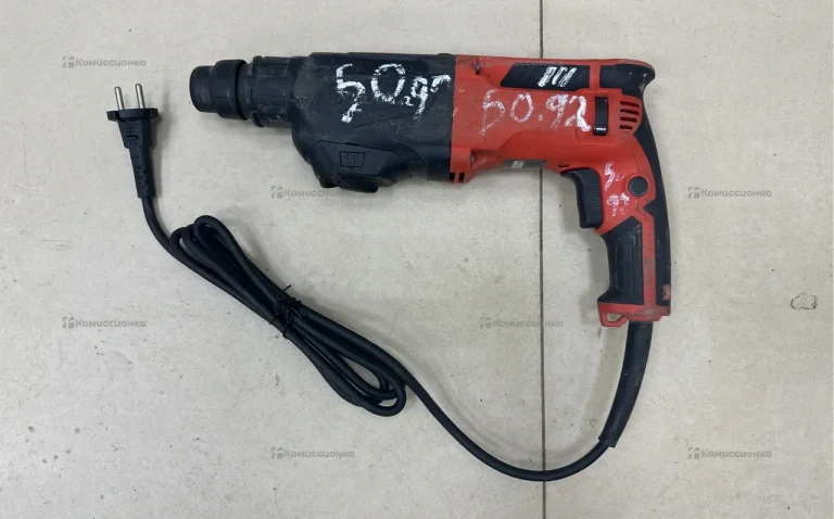 Перфоратор makita M8701