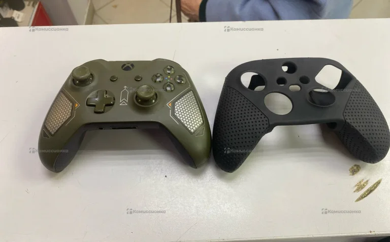 геймпад Xbox 1708