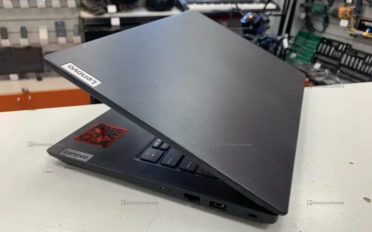 Ноутбук Lenovo V14 G2 ITL