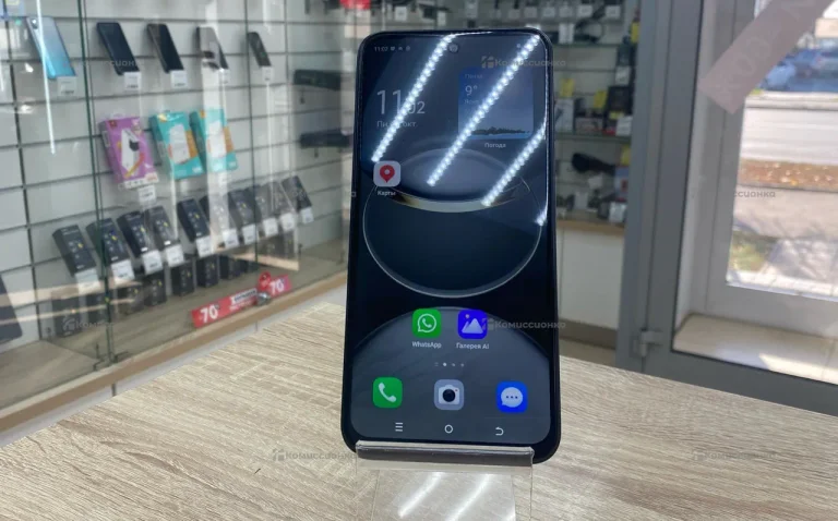 Tecno Spark 30C 6/128 ГБ