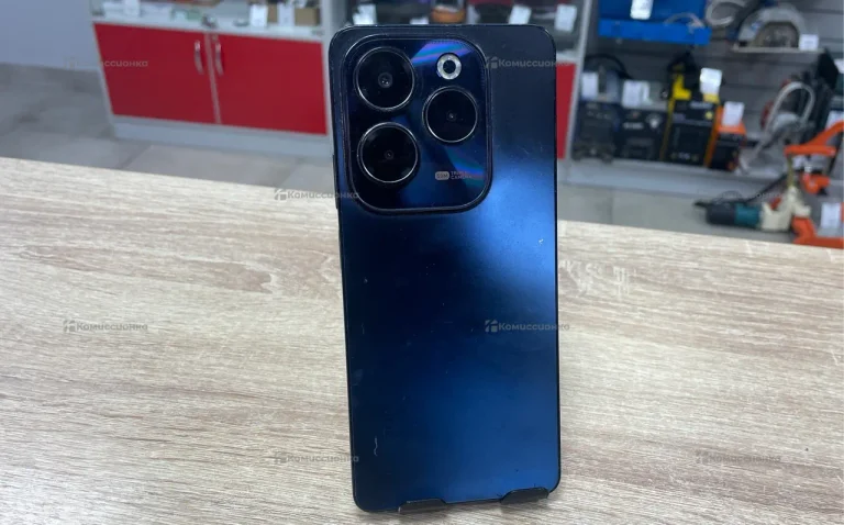 Infinix HOT 40 8/128 ГБ