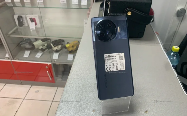 Tecno Spark 20 Pro 8/256 ГБ