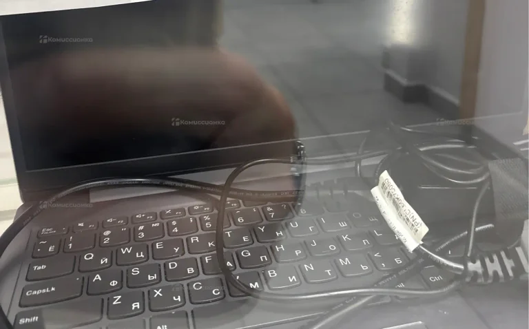 Ноутбук Lenovo idepad 3 15IAU7