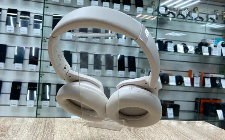 Anker soundcore Q11i