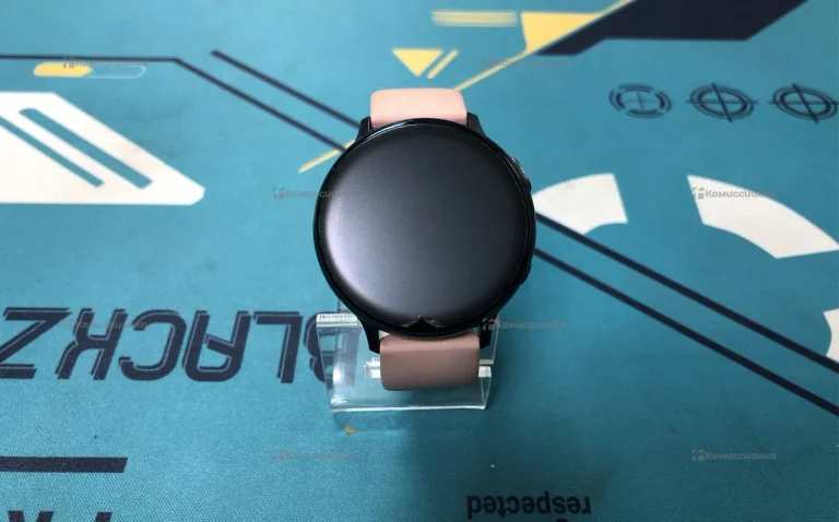 Смарт-часы Samsung Galaxy Watch Active 2