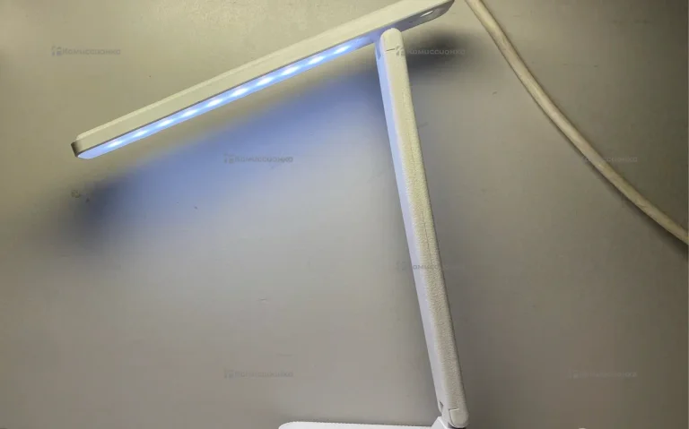 Светодиодная лампа настольная LED