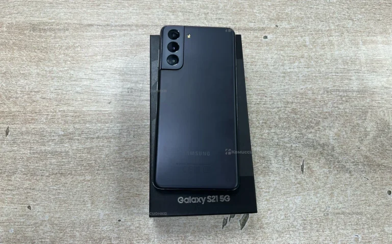 Samsung Galaxy S21 5G 8/256 ГБ