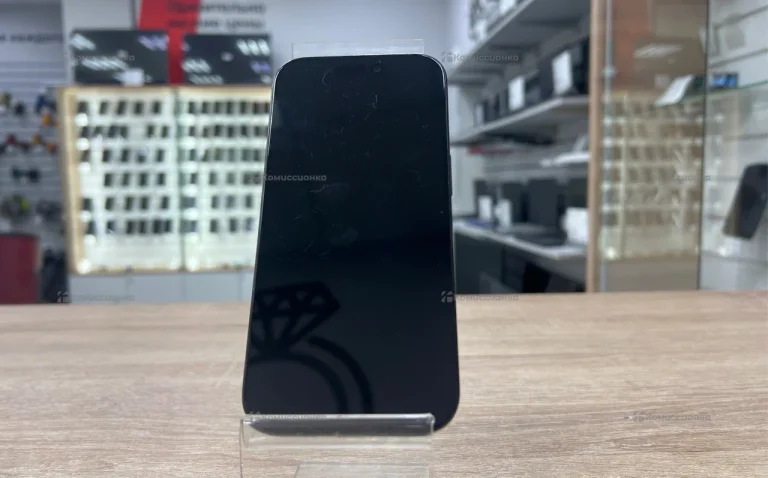 Apple iPhone 16 Pro 8/128 ГБ