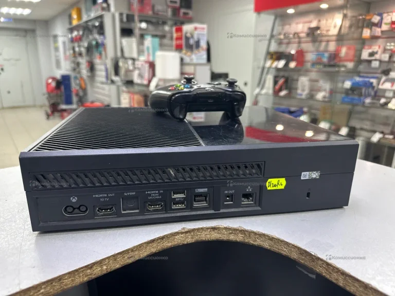 Приставка Xbox One 500Gb