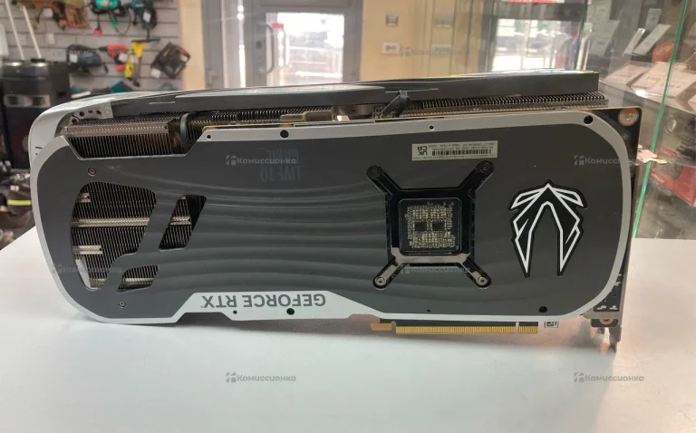 Видеокарта NVIDIA RTX 4080 super
