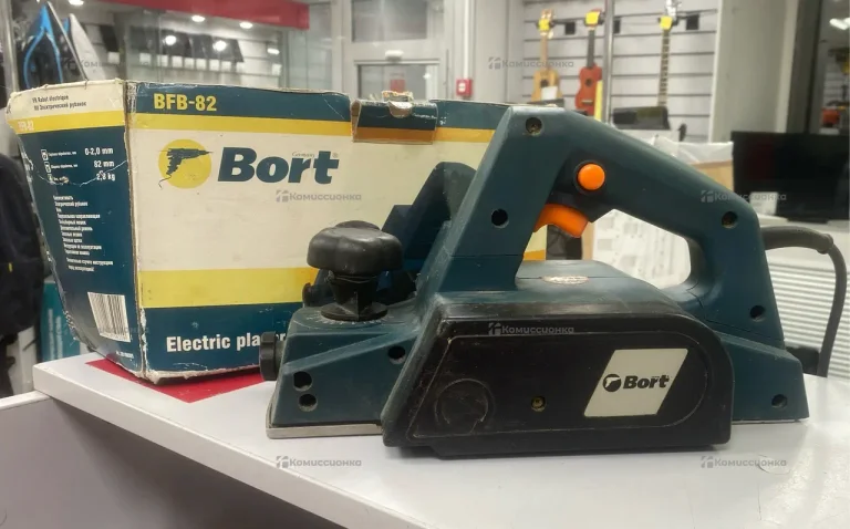 Ленточная шлифмашинка bort bfb-82