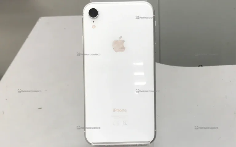 Apple IPhone XR 64 gb.