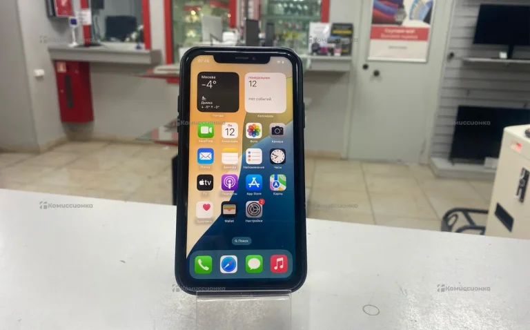 Apple iPhone XR 3/64 ГБ