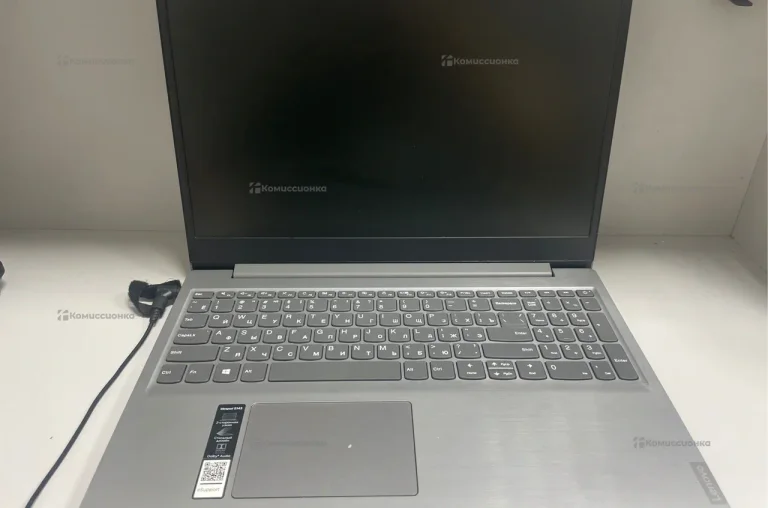 Ноутбук Lenovo ideapad S145 AMD 3020e Radeon Vega